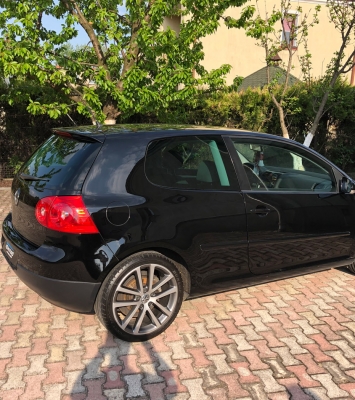 GOLF V